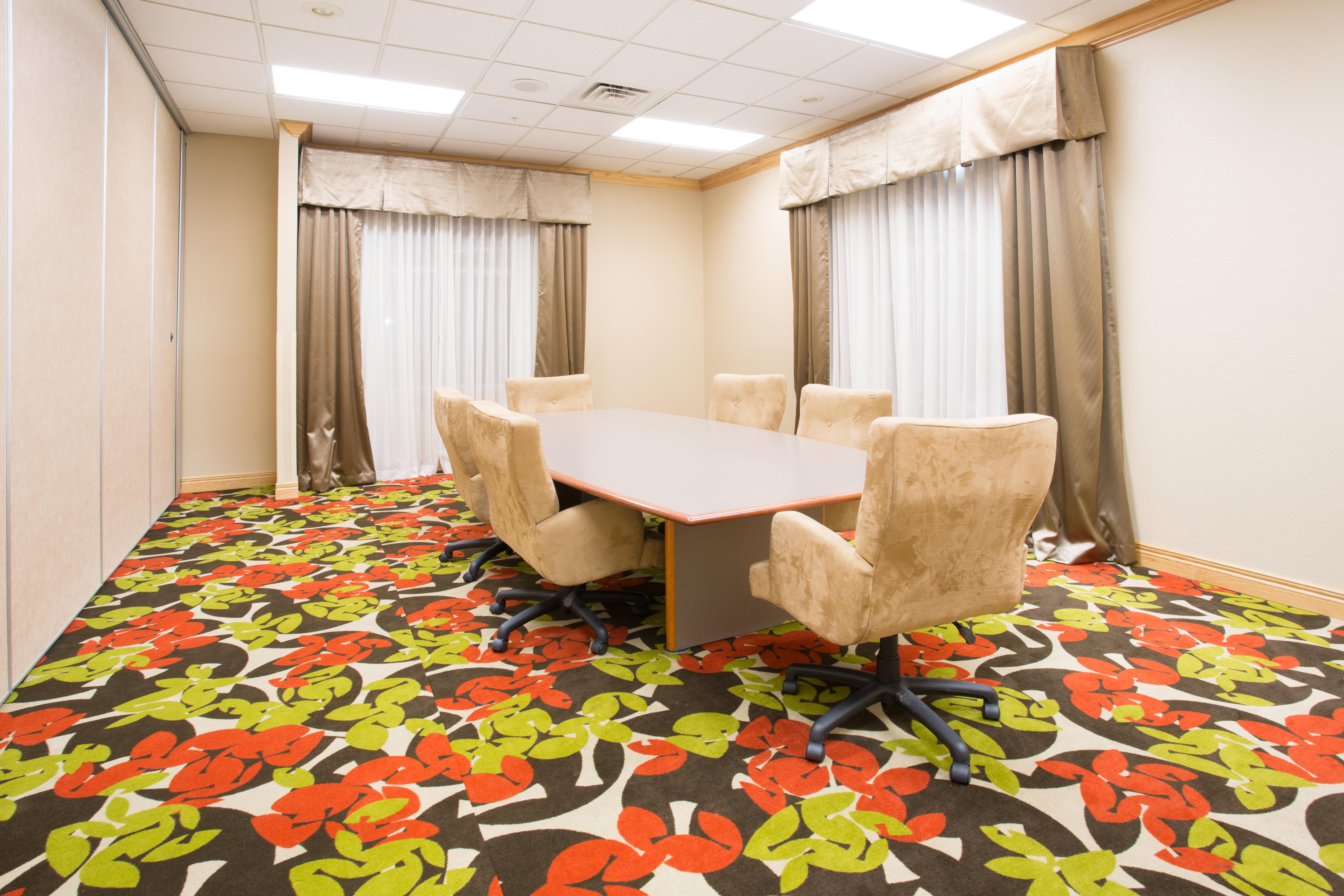 Holiday Inn Express Hotel & Suites Lexington By Ihg Exteriér fotografie